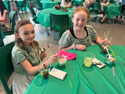 Sundaes with Shrek photo gallery